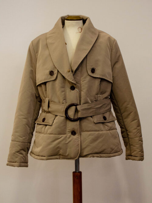BG0246 - Piumino Donna Corto Sangé Colore Sabbia Taglia 52